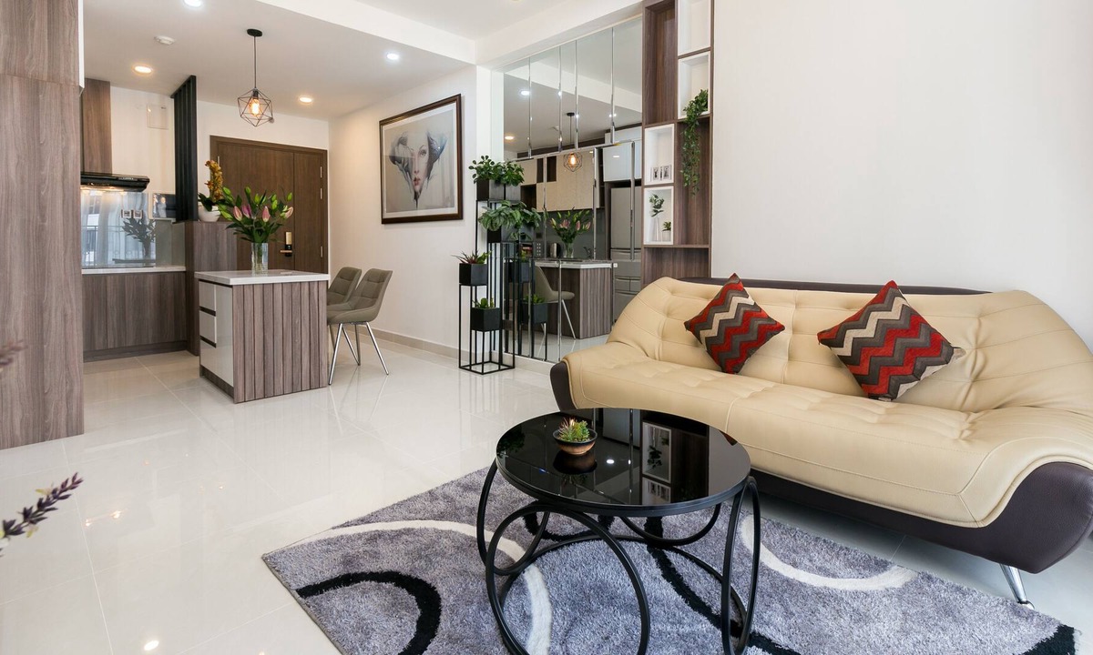 Bach Dang Riverside Apartment | QLee luxHOME – Elegant 2br apt with free Gym & Pool