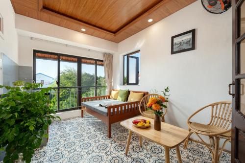 Cam An House | Red Flower Cottages Homestay