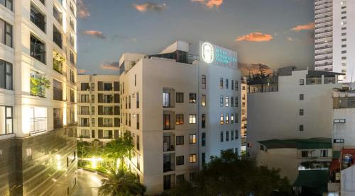 Mang Yang Apartment | Regal Residences Tay Ho