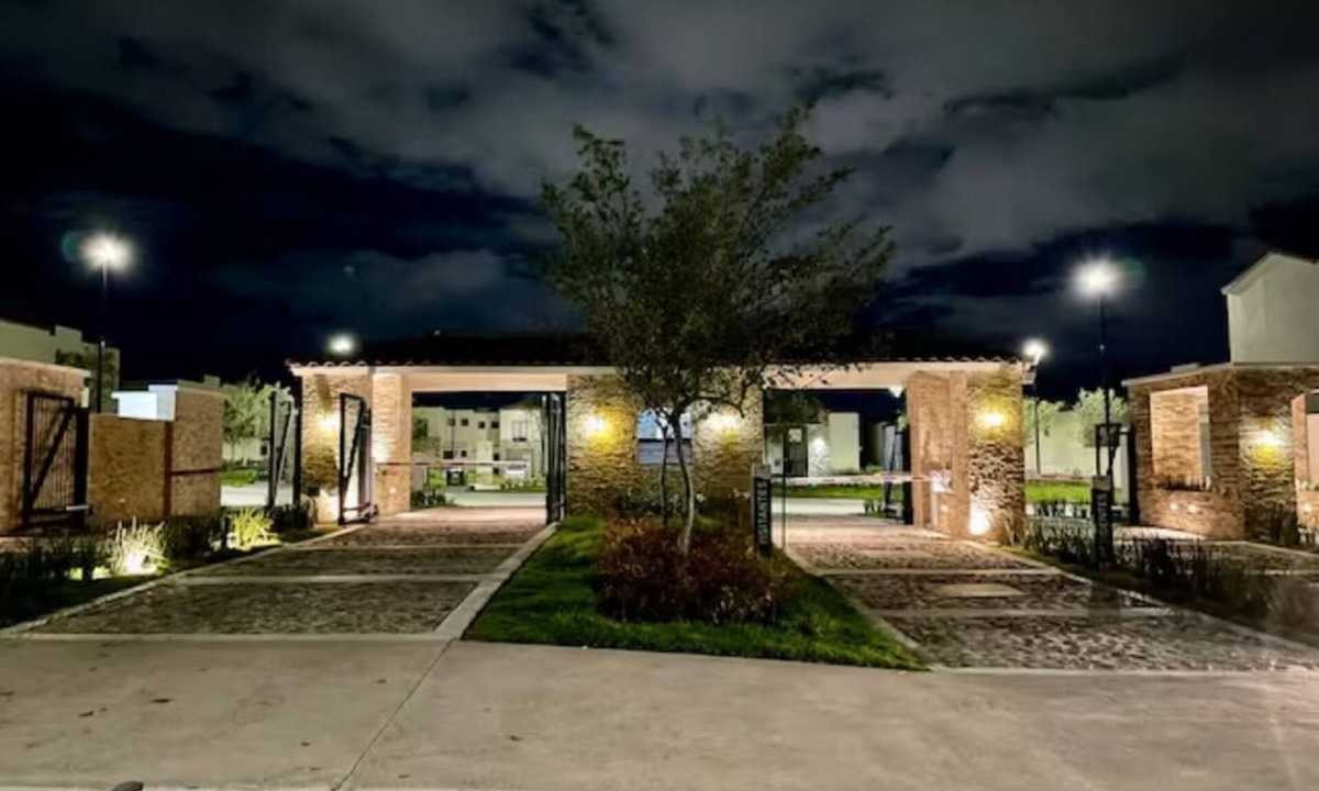 Queretaro House | Residencia en Querétaro, con Hacienda Restaurada. Diviértete con Toda la Familia