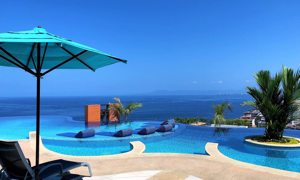 Romantic Zone Condo | Residences by Pinnacle, Rooftop Pool & Bar, Zona Romantica, Puerto Vallarta