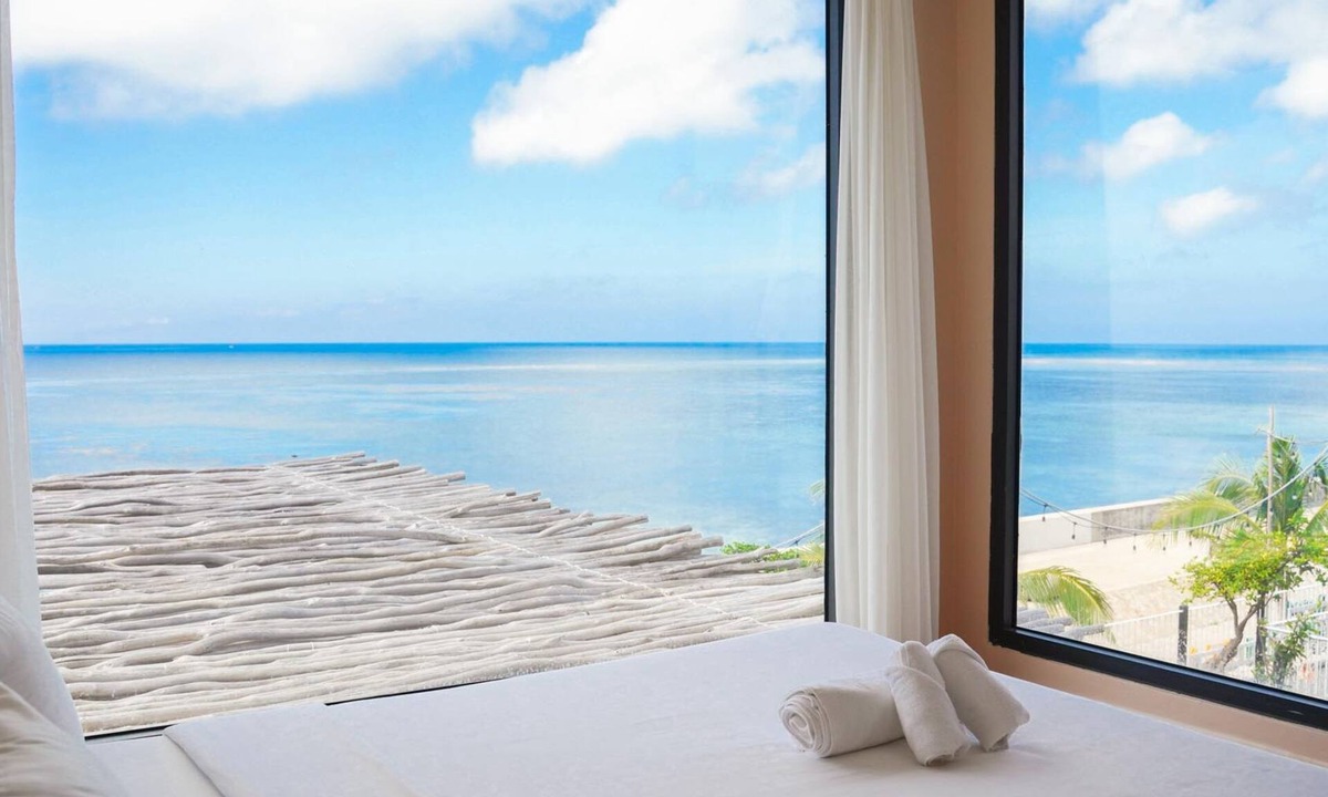 Phu Quy Hotel | Resort Queen Sea