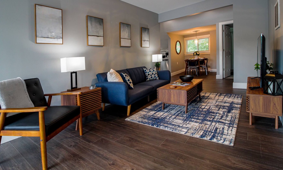 Verona Apartment | Riverfront Mid Century 1 Bedroom 1 Bath