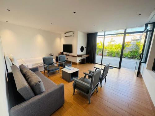 Thang Tam House | Roma Bay Resort