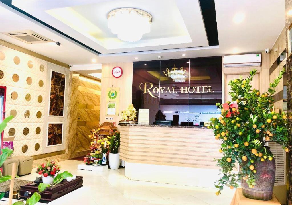 Yen Phu Hotel | Royal Hotel 60 Nghi Tàm by Bay Luxury