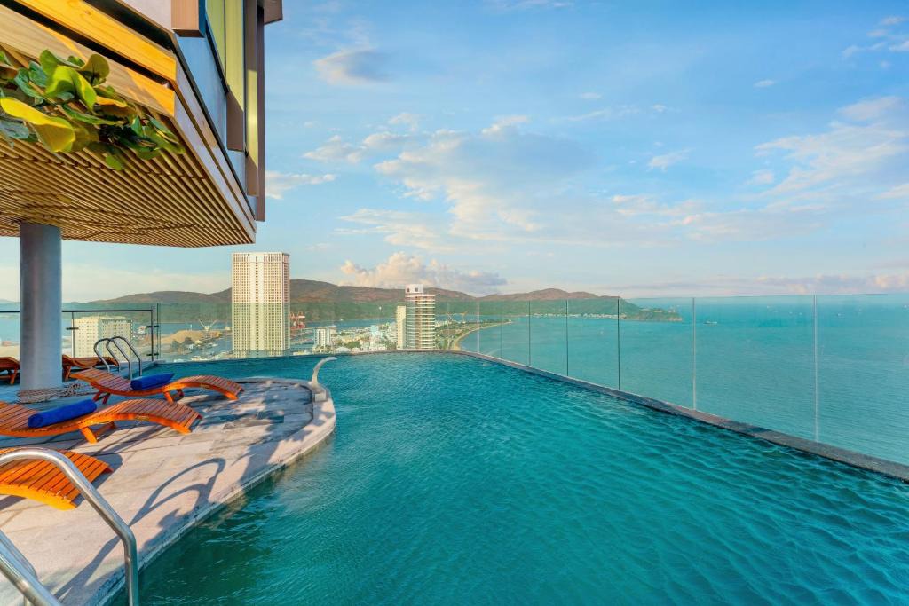 Quy Nhon Hotel | Sala Quy Nhon Beach Hotel