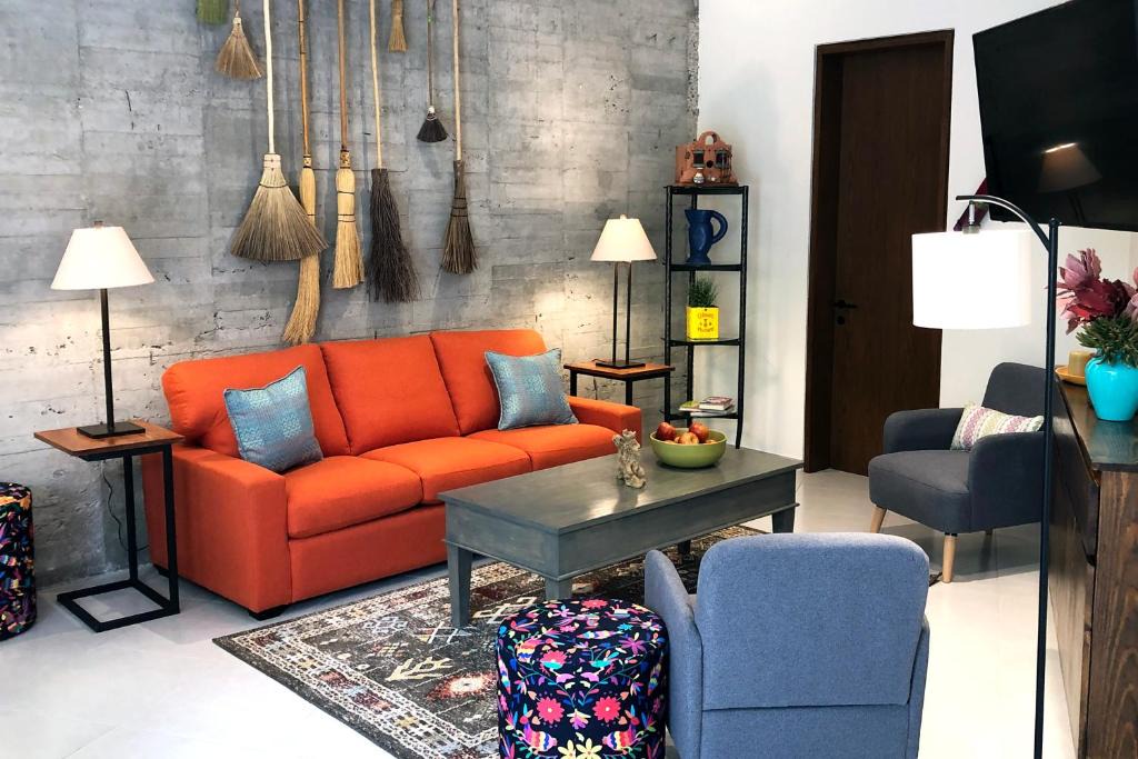 Atascadero Apartment | San Miguel Glass House Apartment