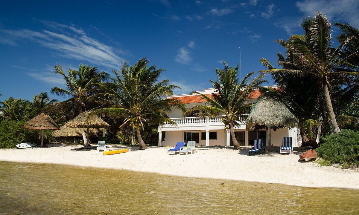 Xcalak House | Secluded Beach With Spectacular Snorkeling