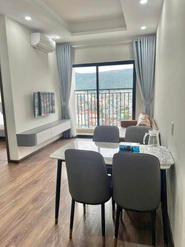 Cam Pha Apartment | Serviced apartment-Luxcity Cẩm Phả 4mins to beach