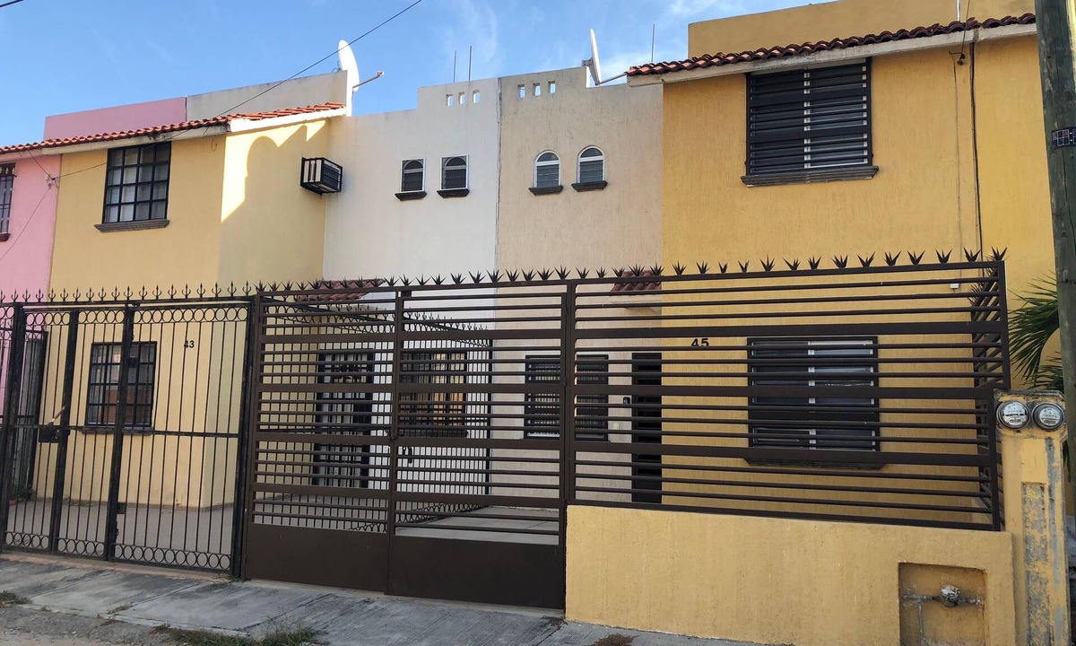 Valle Dorado House | Small House in a quiet area