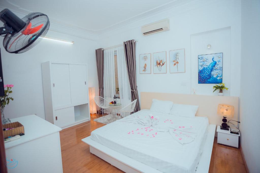 Hang Trong Hotel | Smile Homestay and Hostel