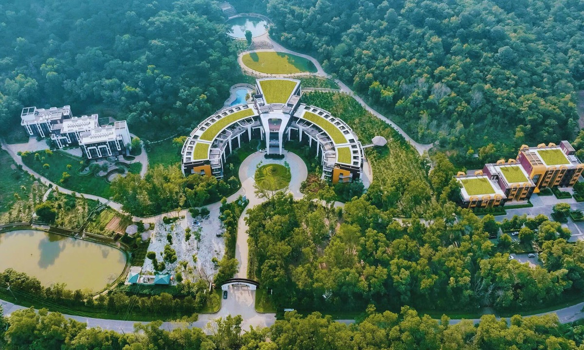 Soc Son Hotel | Soc Village Wellness & Retreat