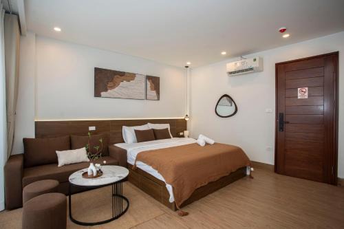 Cong Vi Apartment | Soft Stay - Cozy, Quiet Fully Equipped Apartment