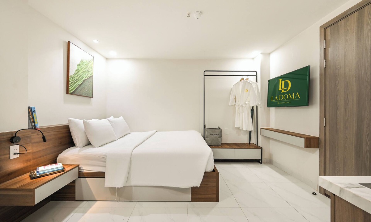 Tan Thuan Dong Hotel | Soi by La Doma Express