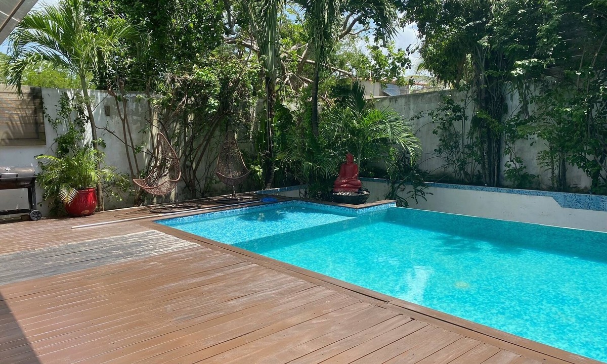 Playa del Carmen Villa | Spacious 7-bedroom villa in Playa del Carmen with private infinity pool.