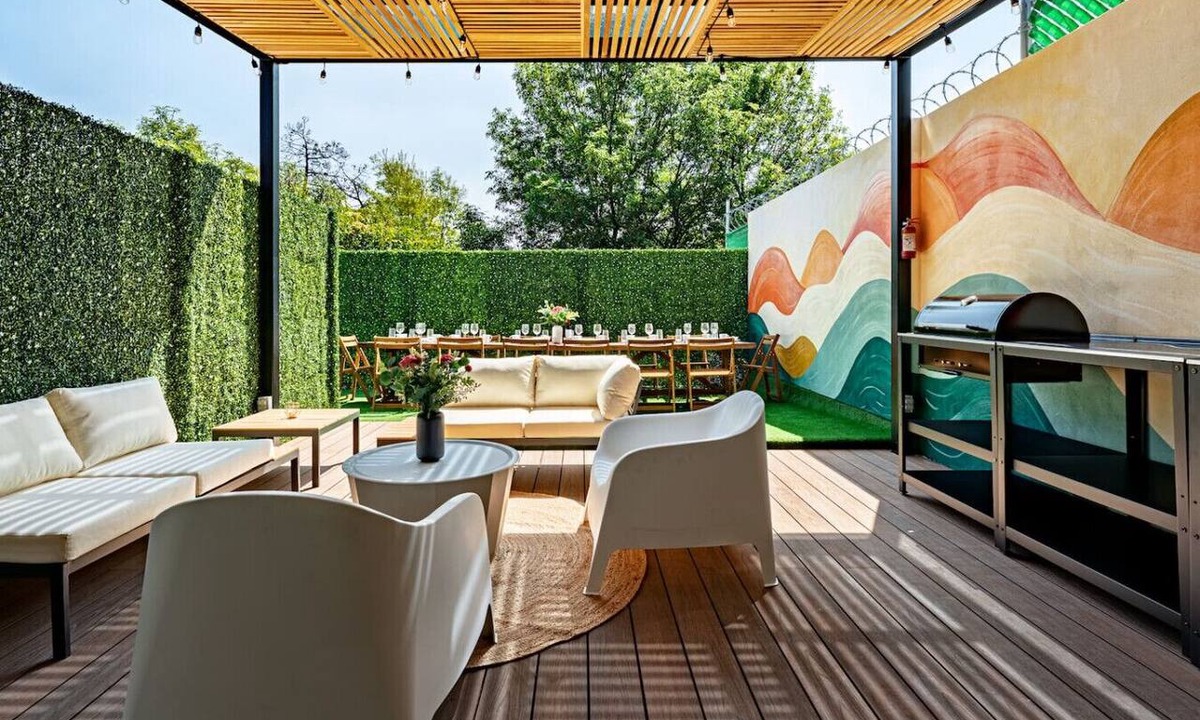 La Condesa House | Spacious Condesa Stay, Rooftop Dining, BBQ
