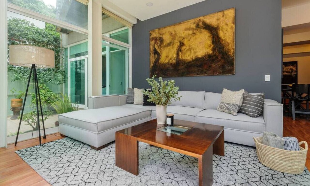 Hipodromo Apartment | Stunning garden house 2 bdr Apt w/p. terrace