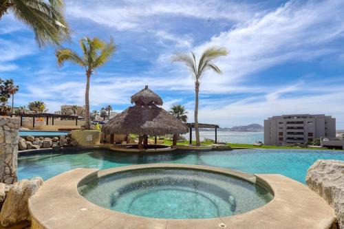 Cabo Bello House | Stylish Coastal Retreat with Breathtaking Views, Resort Pool & Private Balcony