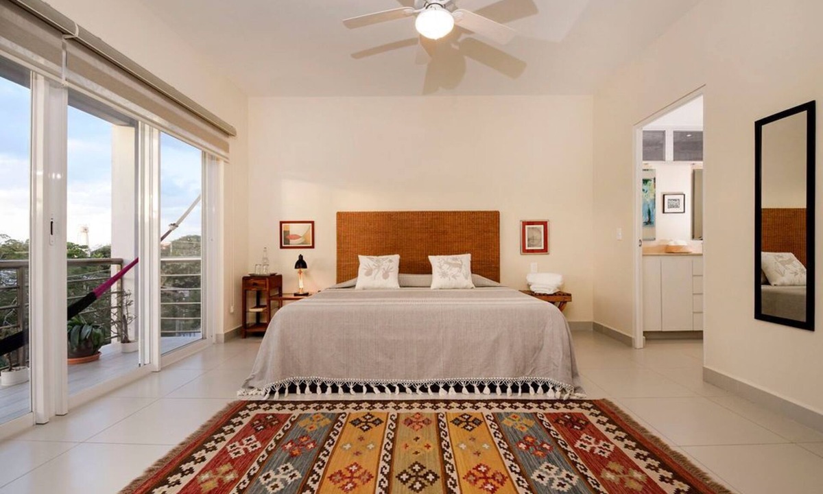 San Miguel Condo | Stylish & Spacious 3 bdrm condo Pool, Wi-Fi.