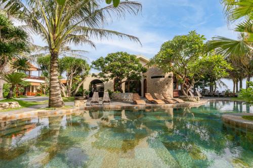 Dong Hoa Resort | Sun Village Beach Resort