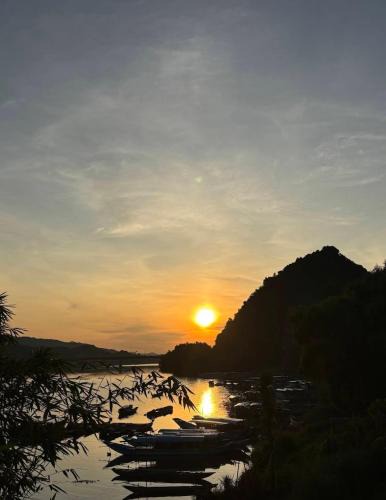 Phong Nha House | Sunrise Horizon Retreat