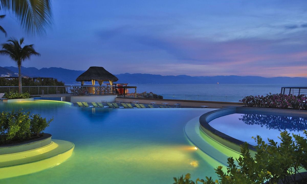 Las Glorias Resort | Sunset Plaza Beach Resort & Spa Pto Vallarta All Inclusive