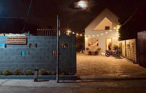 Chau Thanh Hotel | T-House Homestay Tiền Giang