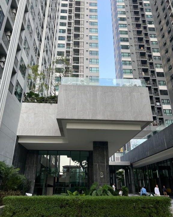 Central Pattaya Apartment | THE BASE Central Pattaya 芭提雅中央公寓