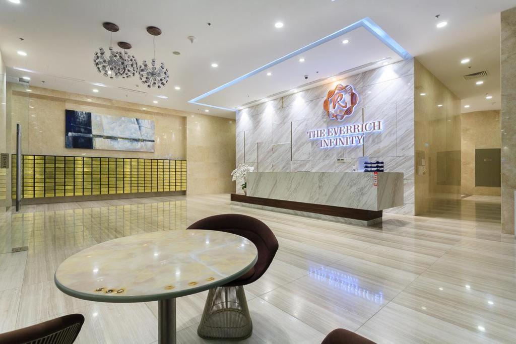 District 5 Apartment | The Everrich Infinity