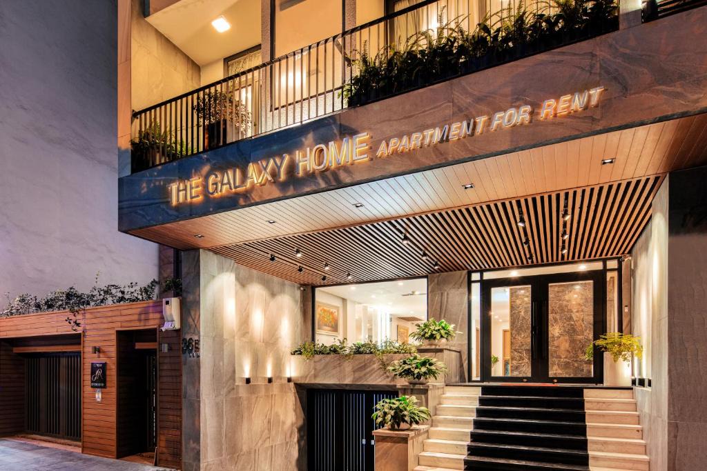 Dich Vong Hau Apartment | The Galaxy Home Hotel & Apartment