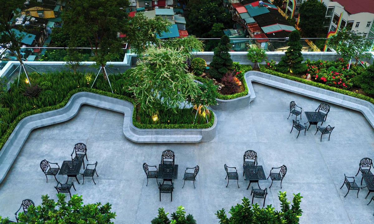 Lang Ha Apartment | The Gloria Serviced Apartment by Silk Path