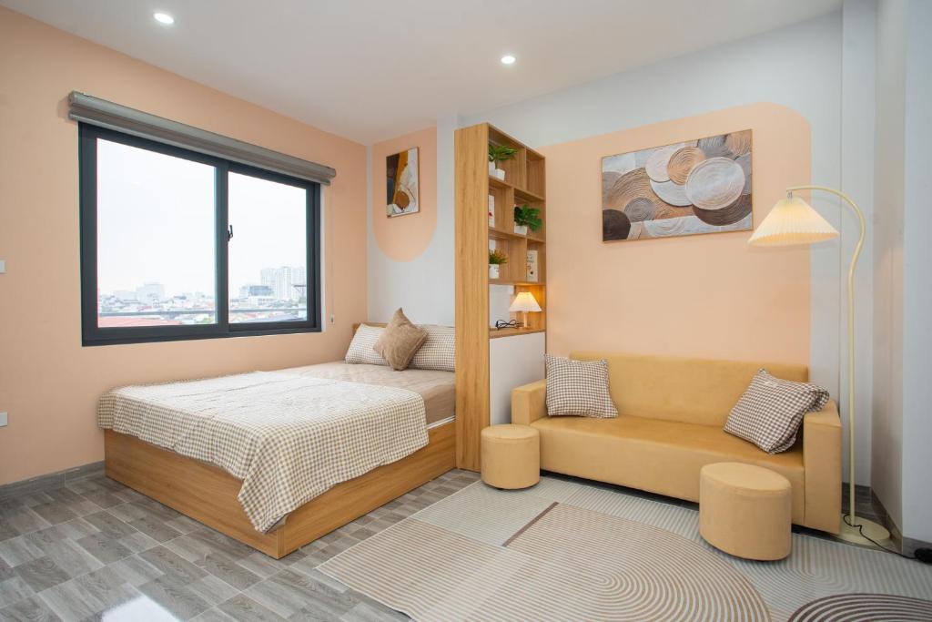 Ngoc Ha Apartment | The Little Hanoi - Refreshing home - Big balcony