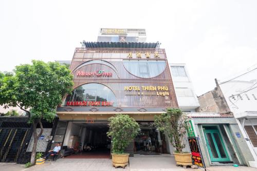 Binh Tan Hotel | Thien Phu Logia Hotel