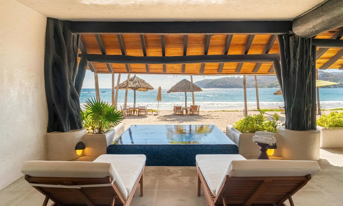 Zihuatanejo Resort | Thompson Zihuatanejo, A Beach Resort, by Hyatt