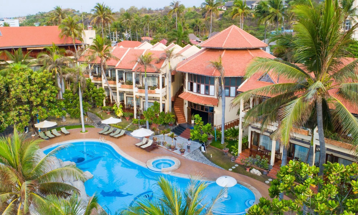 Central Mui Ne Beach Hotel | Tien Dat Mui Ne - Blue Waves Resort & Spa