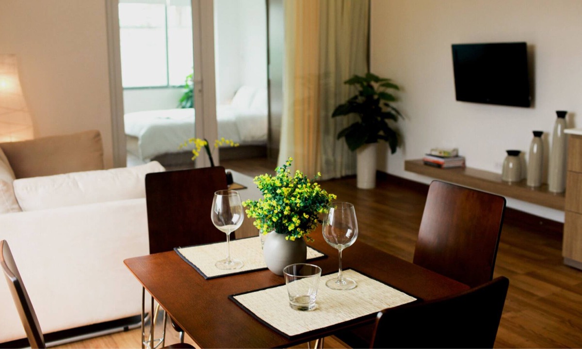 Hang Buom Apartment | Tran Suites - Serviced Apartment - Free laundry - Hanoi Old Quarter
