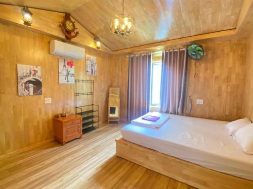 Cat Ba House | TROPICANA homestay