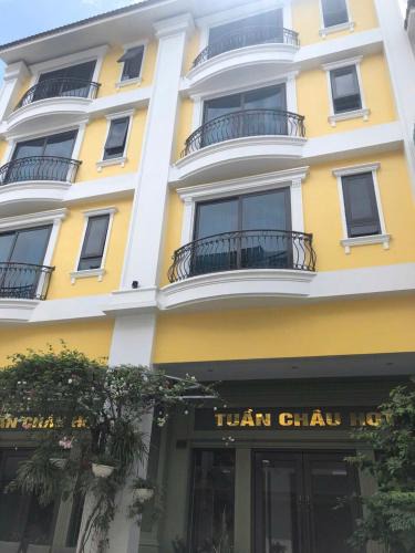 Ha Long Hotel | Tuần Châu HQT