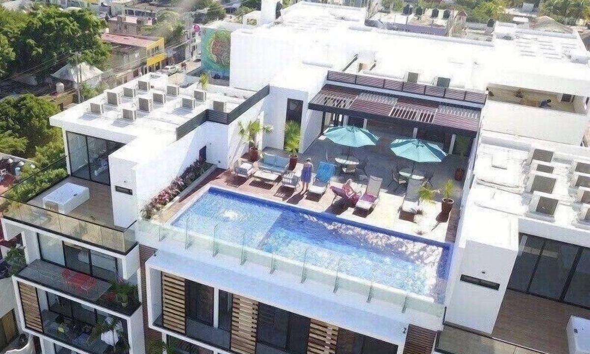 Centro Condo | ULTRA LUXURY 2BR/2BTH + DEN HUGE SUITE | DOWNTOWN | 5 MINUTE WALK TO THE BEACH
