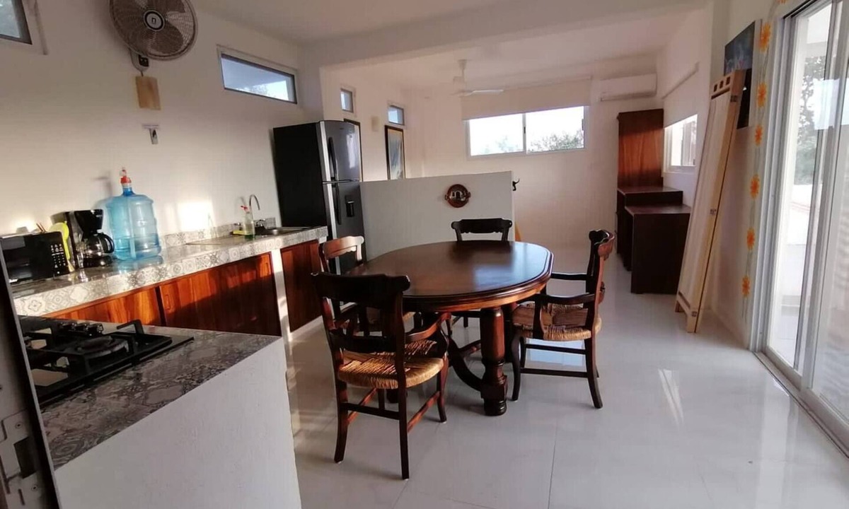 Salchi Apartment | Valentina Salchi Bay - Yellow apartment suite