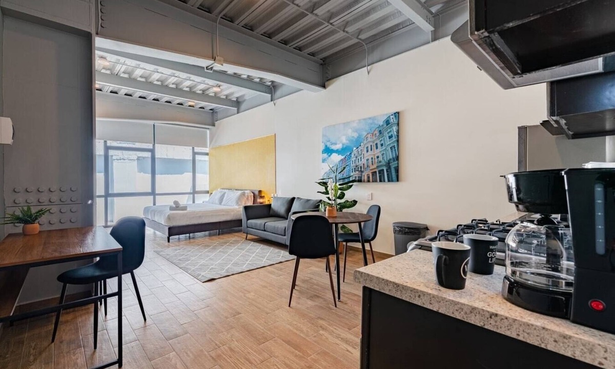 Zona Rosa Apartment | VH | Nice loft wifi + washer | Roma Nte | 205