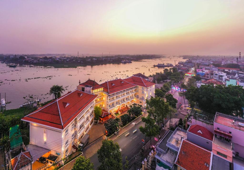 Chau Thoi Hotel | Victoria Chau Doc Hotel