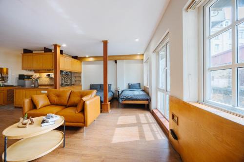 Hang Bai Apartment | VietHOME - 401 Family Choice 3 pax - Lift - Kitchen