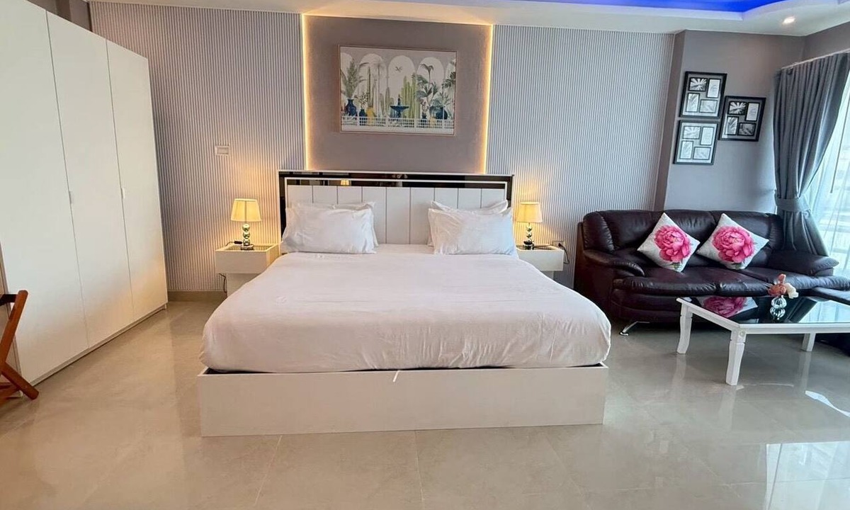 Pattaya Bay Apartment | View Talay 6 Condominium by Honey