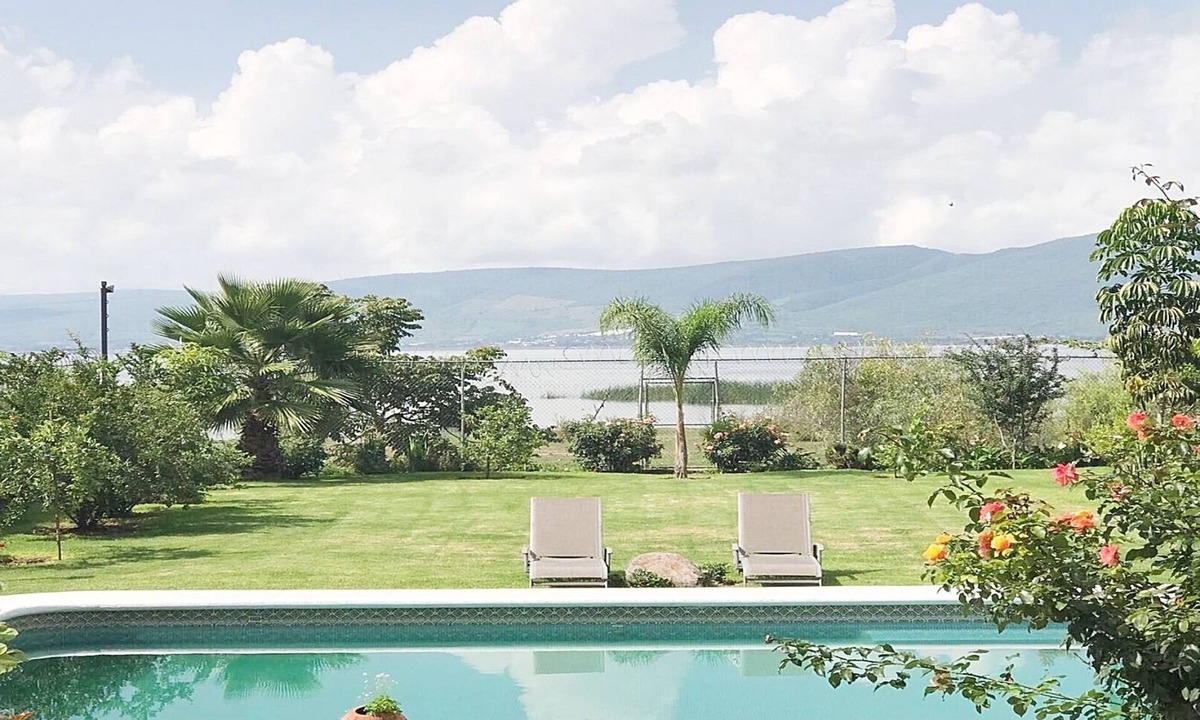 Jocotepec Villa | Villa Meli 1 The perfect place to be, a Relaxing cozy house with a Mexican home accent.