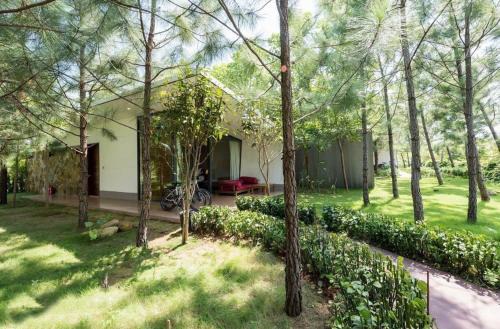 Ngoc Thanh Villa | Villa R331 Forest Dai Lai Resort