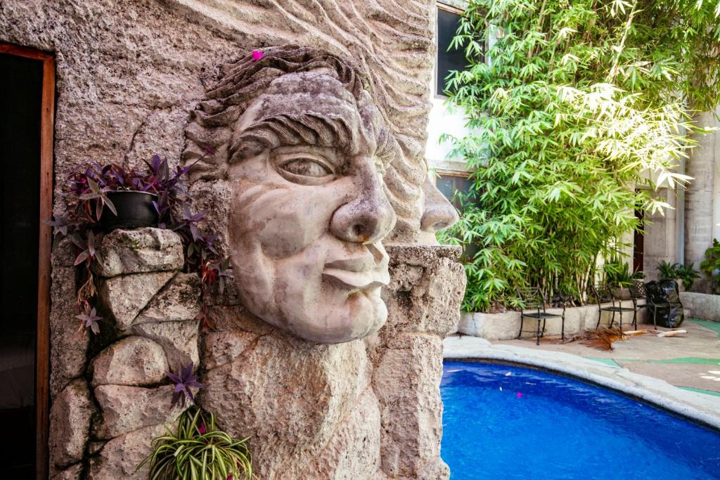 Downtown Mazatlan Apartment | Villa Serena Centro Historico