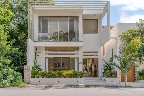Tulum Villa | Villa Tulipan Modern 4 bedroom 4 bathroom and private pool