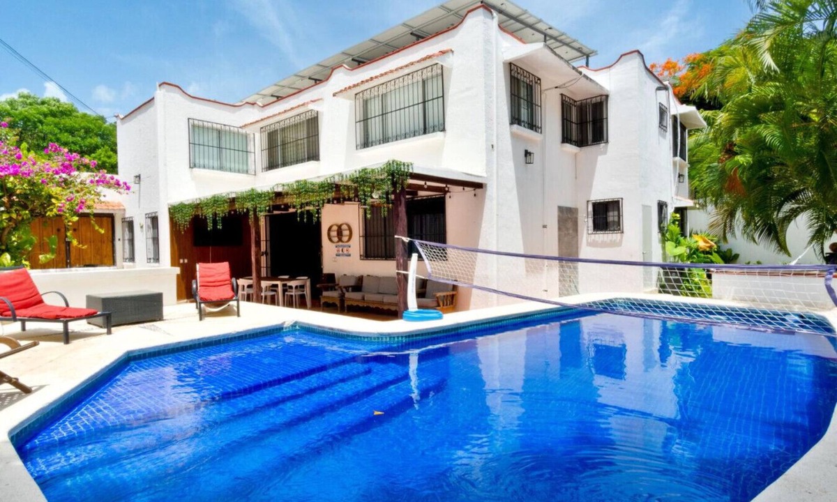 Downtown Cancun House | Villa Turix Up to 26 guests 5 min from beach