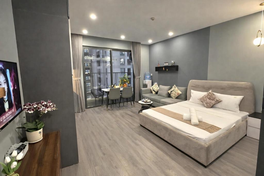 Trung Hoa Nhan Chinh Apartment | Vinhomes D'Capitale Studio Luxury Apt #Jerry's House